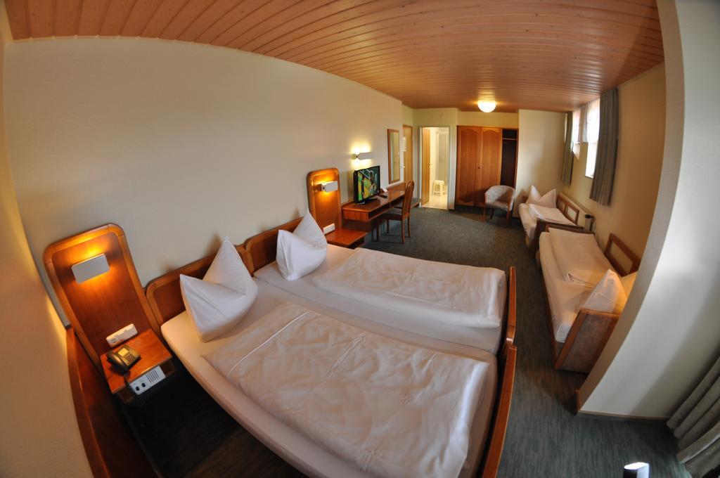 Hotel Berghof ペータースベルク エクステリア 写真